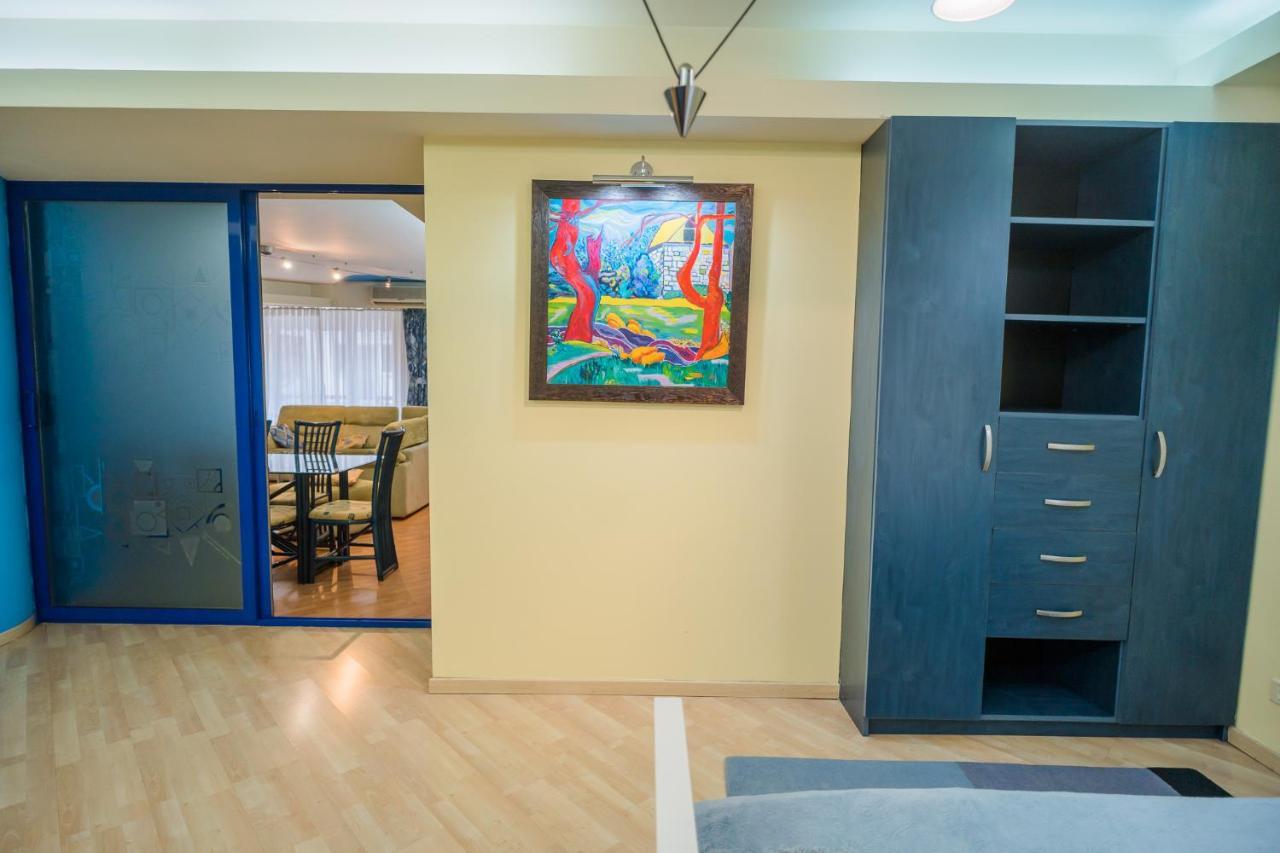 Artsy 3Br Flat In Primaverii - Most Exlcusive Area Bukarest Eksteriør billede