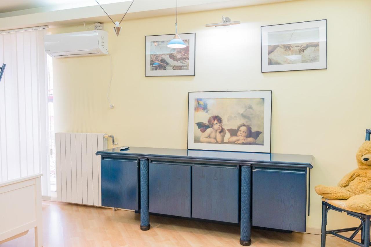 Artsy 3Br Flat In Primaverii - Most Exlcusive Area Bukarest Eksteriør billede
