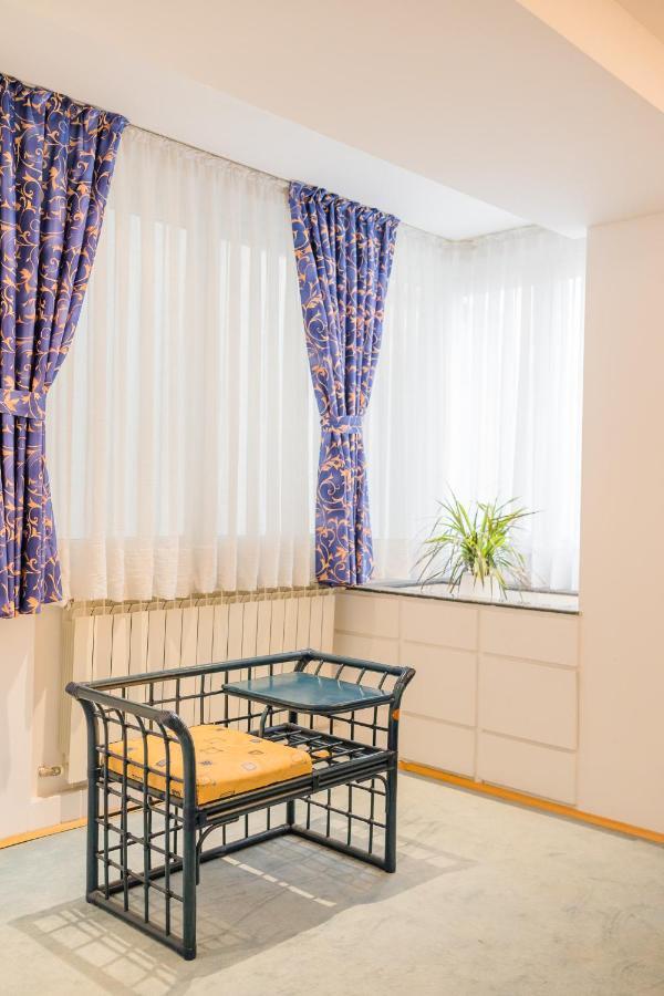 Artsy 3Br Flat In Primaverii - Most Exlcusive Area Bukarest Eksteriør billede